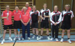 Die Sieger im Tauberpokal der Herren Kreisklasse A, ETSV Lauda III (links), und der Herren Kreisliga, FC Dörlesberg (rechts).