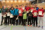 Die Siegerinnen und Sieger der Wettbewerbe Schüler B und Jungen. Foto: Christoph Muhr