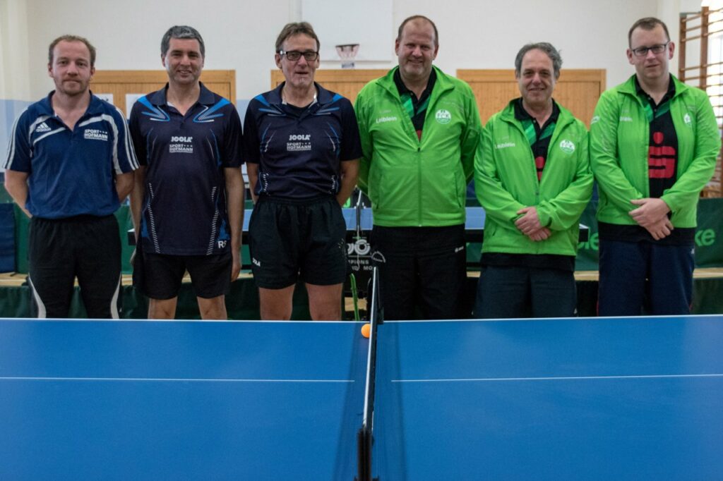 Die Endspielteilnehmer im Herren C-Pokal (von links): FC Gissigheim und FC Külsheim III.